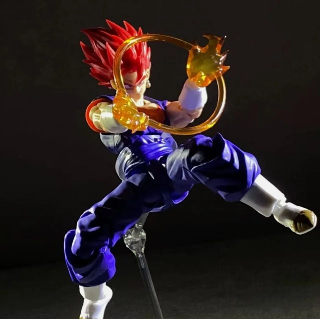 Vegito OC Toys versão vermelha - Foto 2