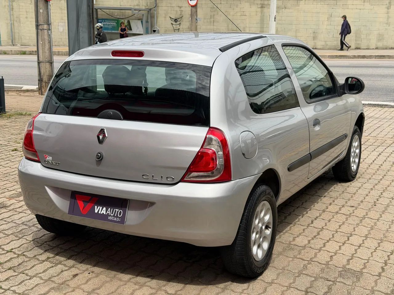 Renault Clio Authentique 1.0/1.0 Hi-Power 16V 3p, foto 6 de 12