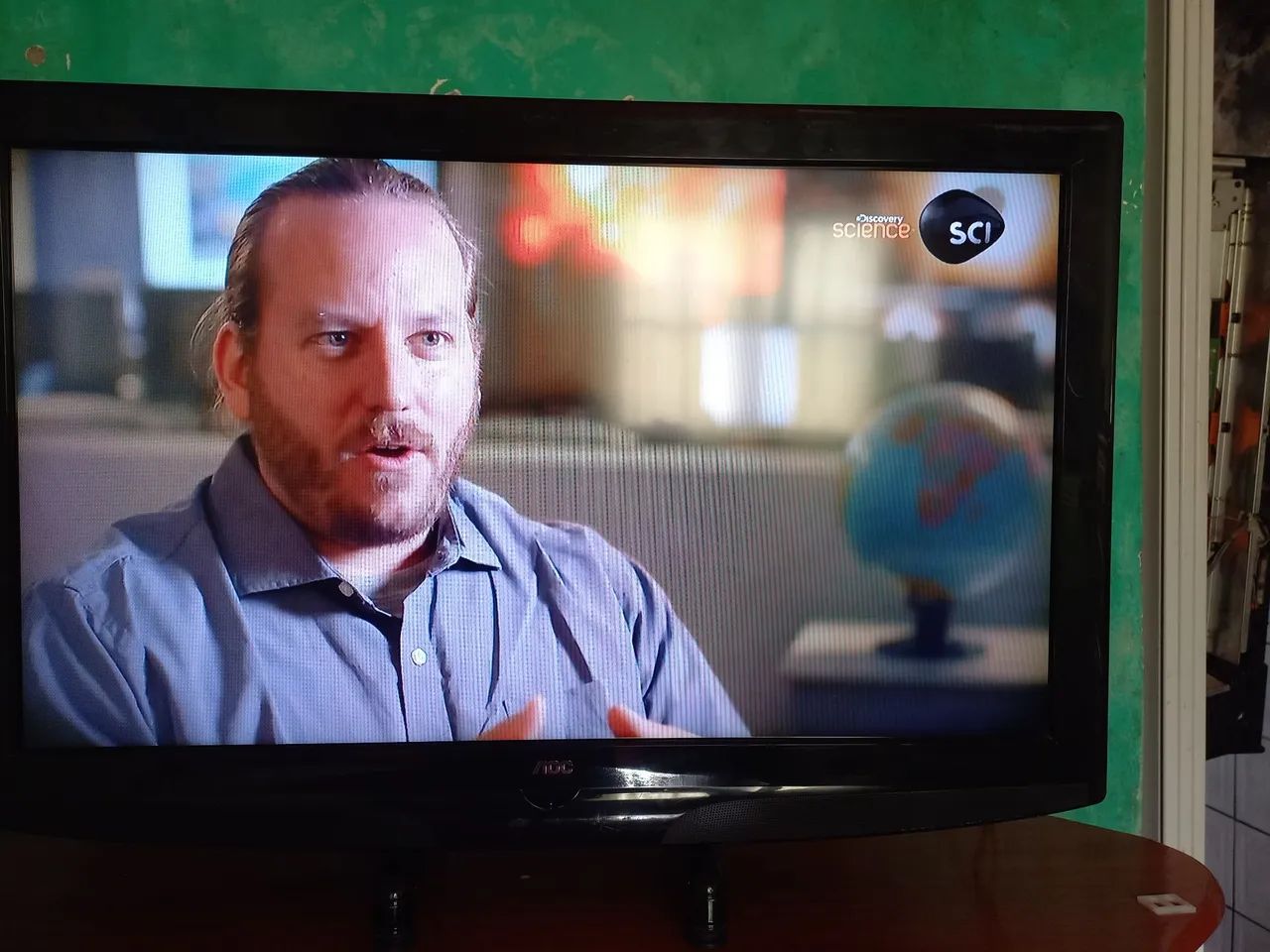 TV AOC L32W831 LINDA IMAGEM. LCD.