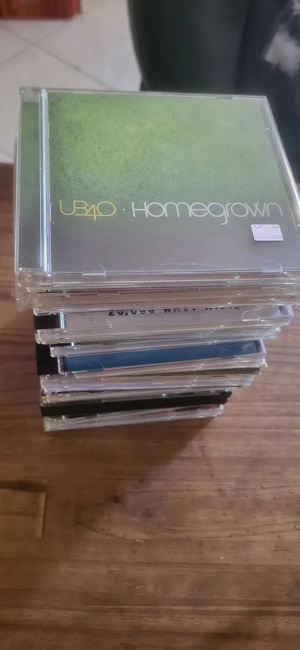 Vendo lote com 23 cds por 200 reais  - Foto 4
