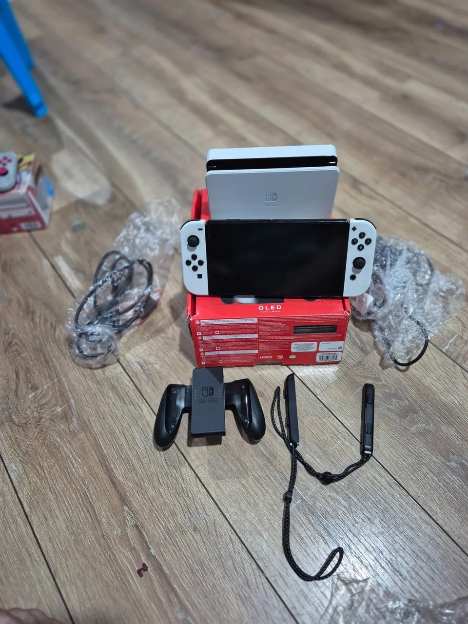 Nintendo switch oled 64g (Parcelo) - Foto 3