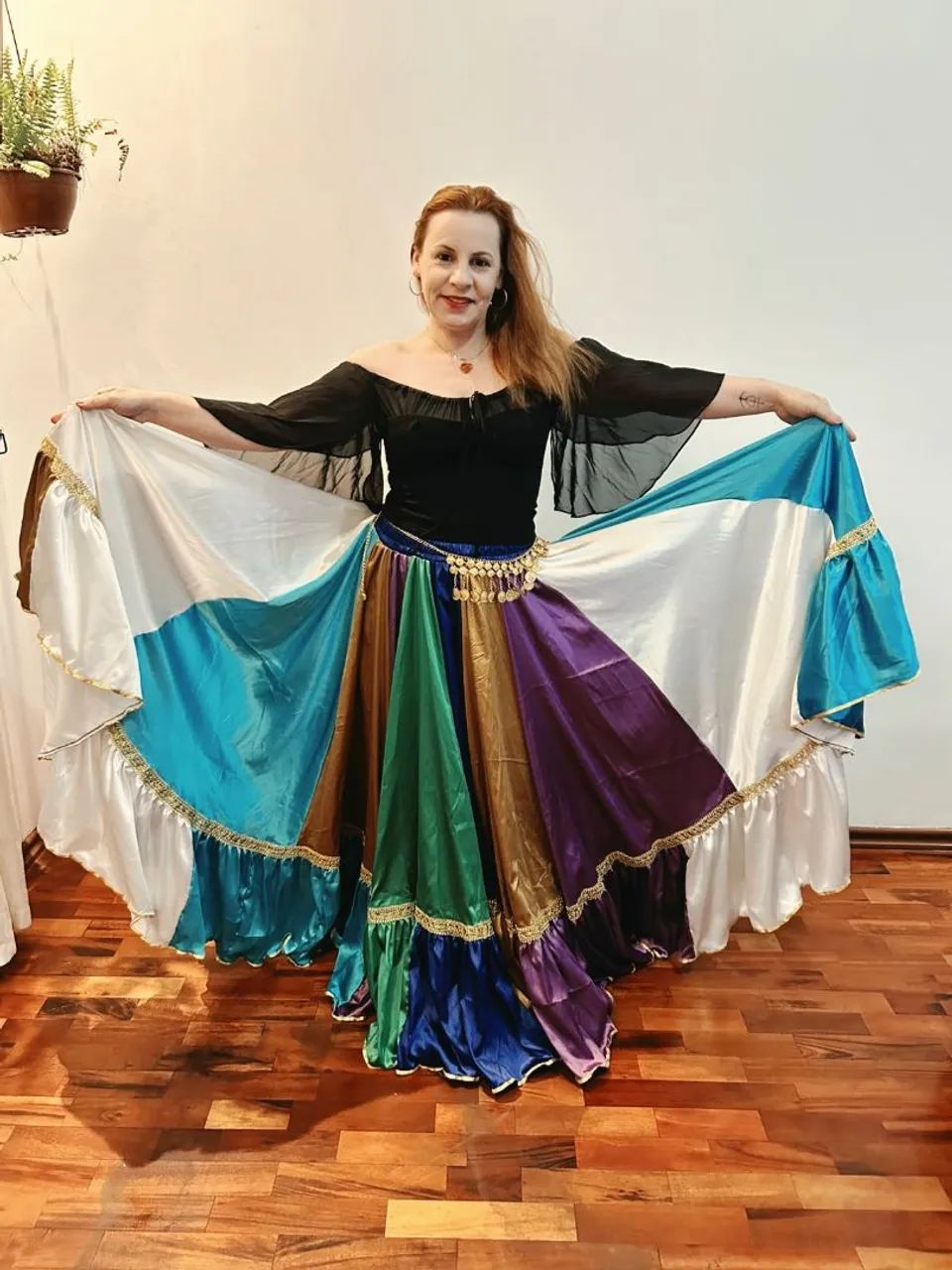 Saia Cigana colorida com muita roda  - Foto 2