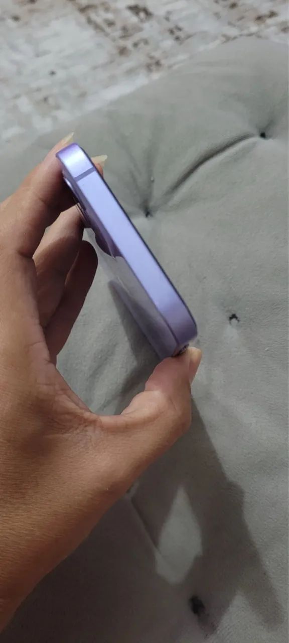 iPhone 12 roxo - Foto 4