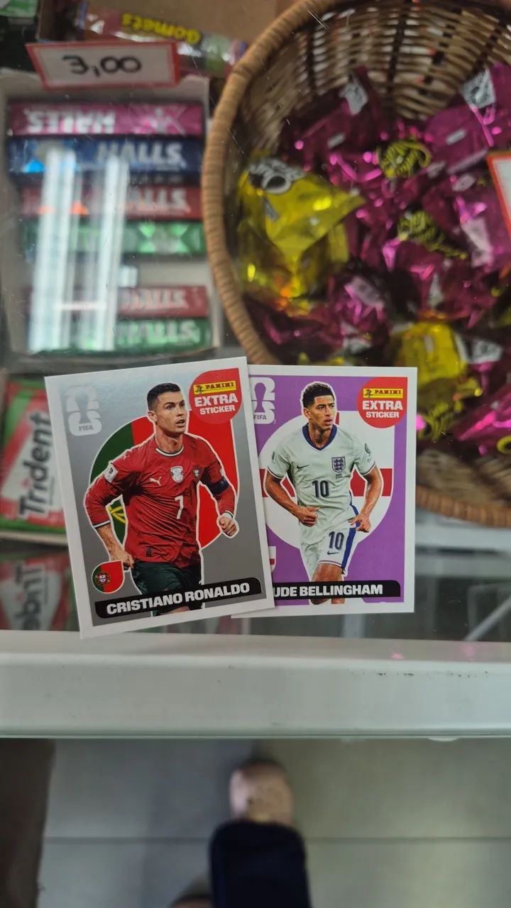 Figurinha Cr7 prata e Bellingham regular copa 2026