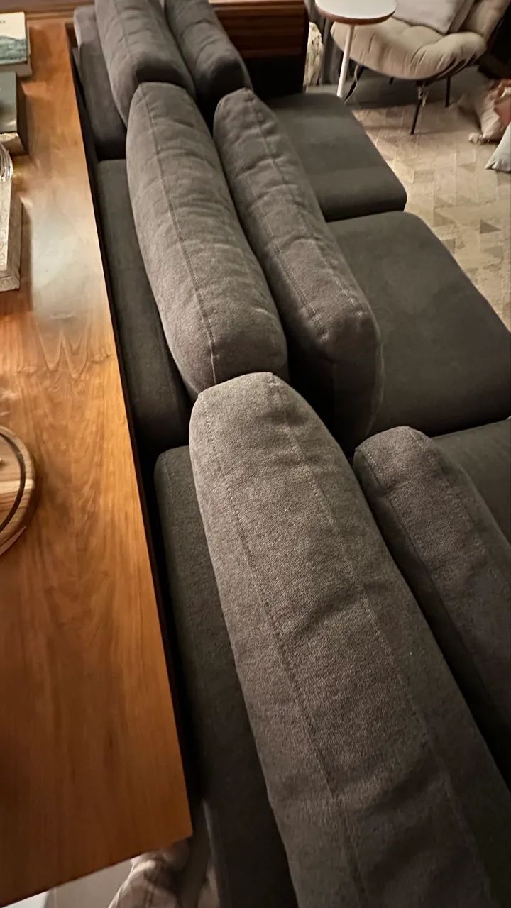 Sofá semi novo cinza - Foto 4
