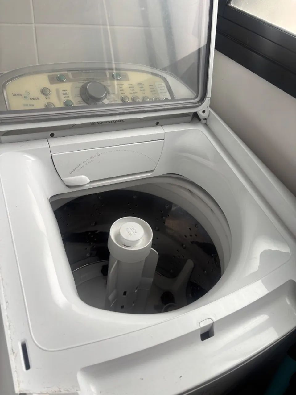 Lava e seca Electrolux lst12 - Foto 3