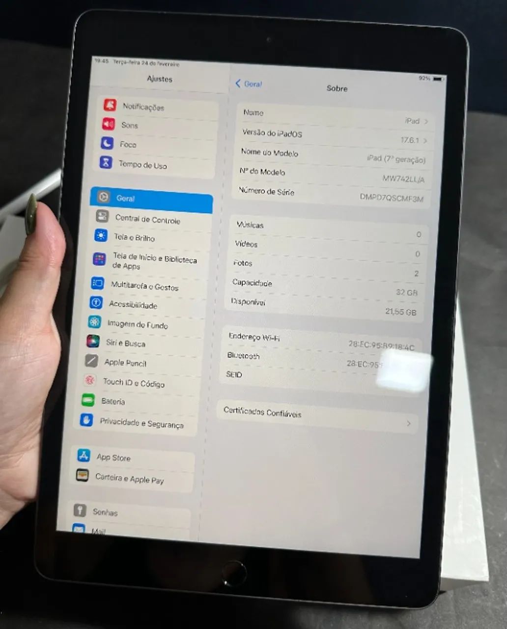 iPad 7ª Geração 32GB Space Gray Completo na Caixa - OLX Pay - Faço Troca e Parcelo 18x  - Foto 6