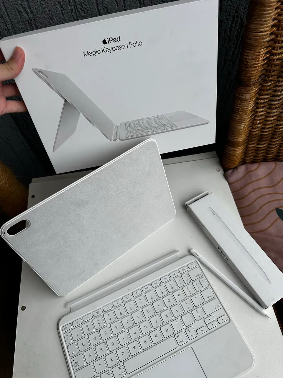 iPad 11 + Capa Teclado + Pencil USB-c | ORIGINAL APPLE - Foto 3
