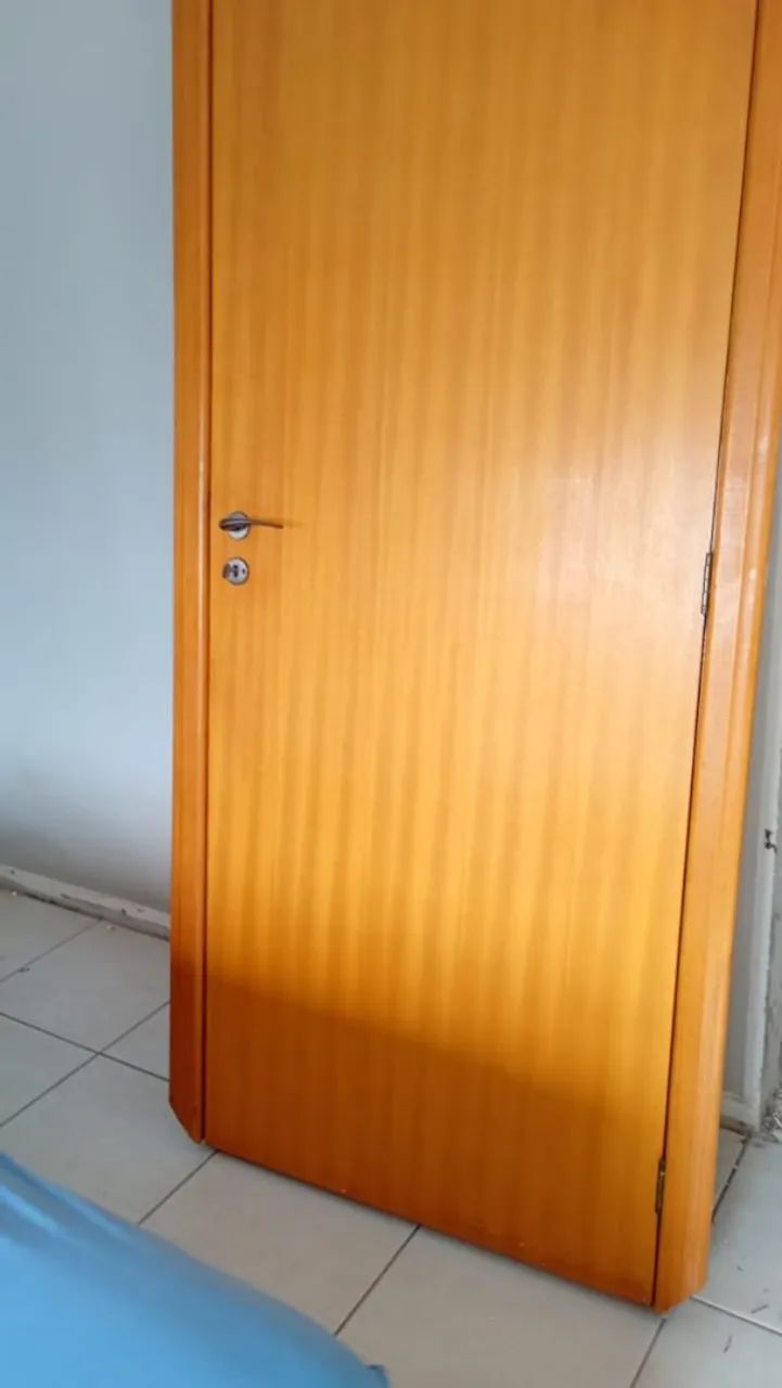 Vende-se Portas de madeira  - Foto 2