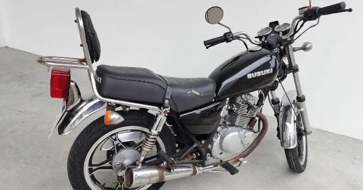MOTO SUZUKI INTRUDER 125 2004 - Foto 3