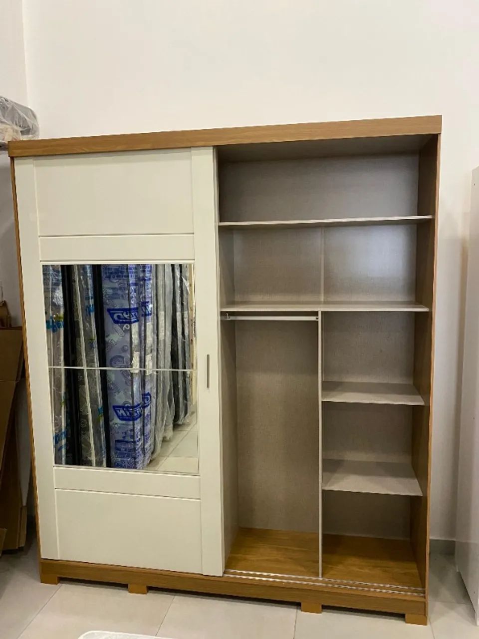 Guarda Roupa Verg com Espelho 2m - Foto 2