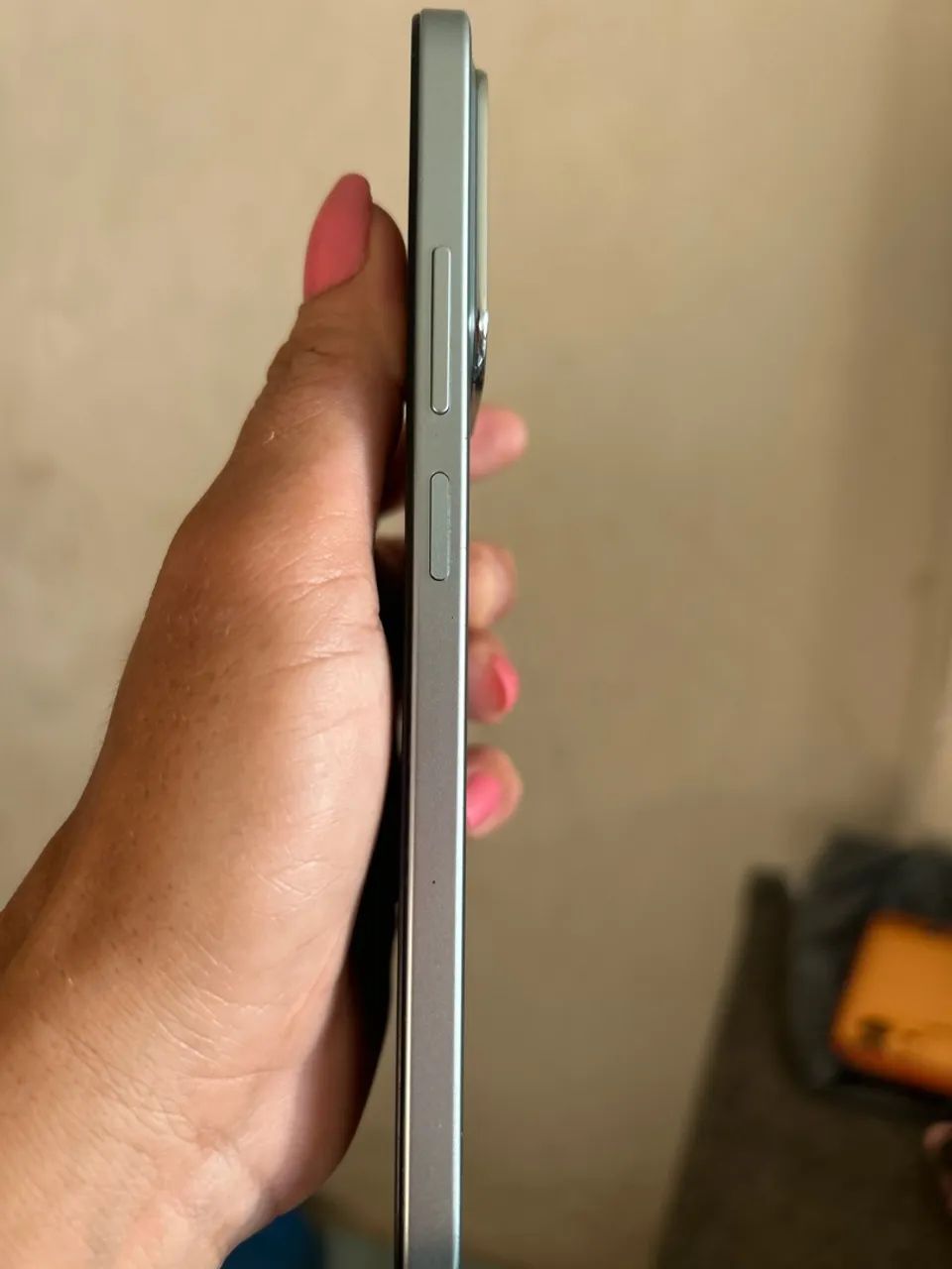 Vendo celular poco c85, 128 gb - Foto 2
