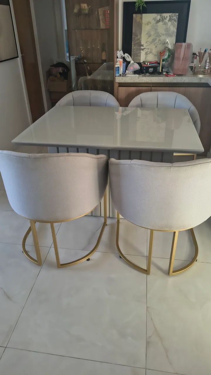 Conjunto de mesa com cadeiras - Foto 3