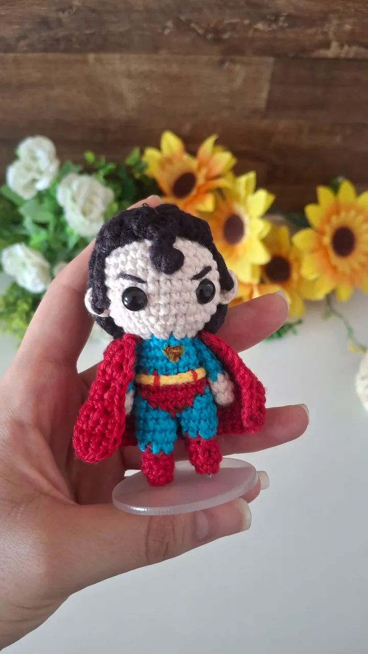 Superman amigurumi 