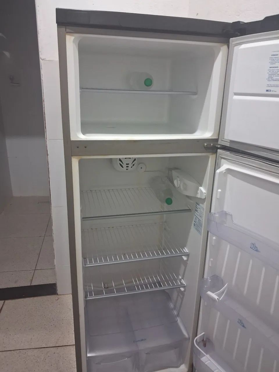 Geladeira so vendo tem conservar no valor  - Foto 3