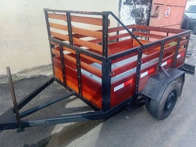 CARRETINHA TIPO REBOQUE