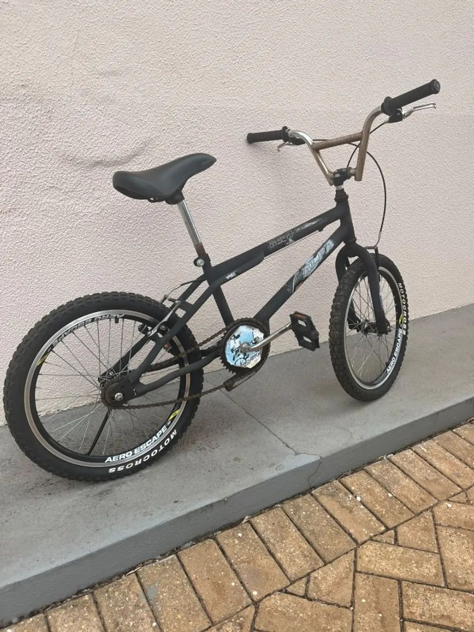 Bicicleta Aro 20 - Estilo BMX - Foto 3
