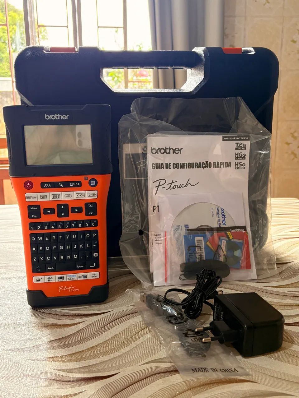 Etiquetadora Brother P-Touch E550W