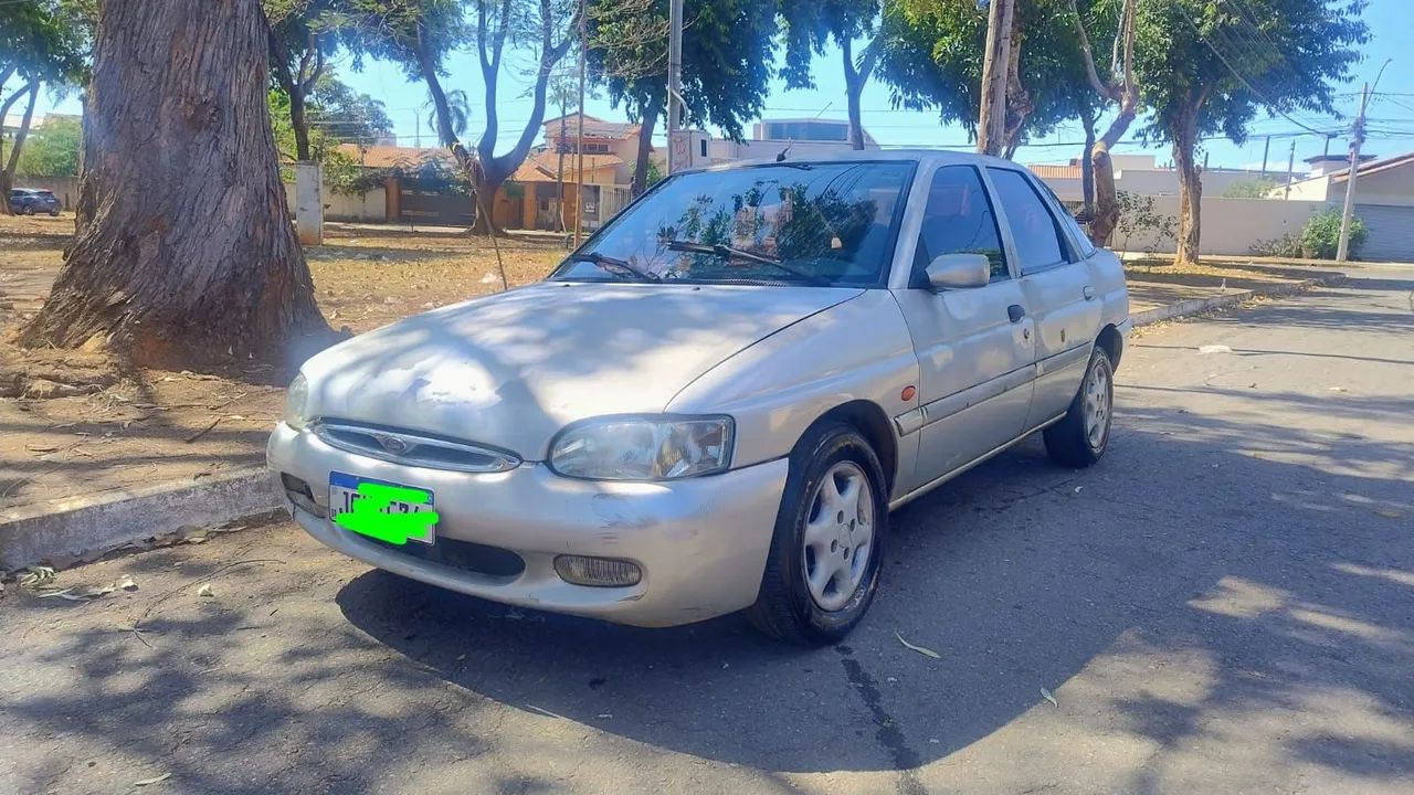 Ford Escort GLX 1.8i 16V 4P 1999