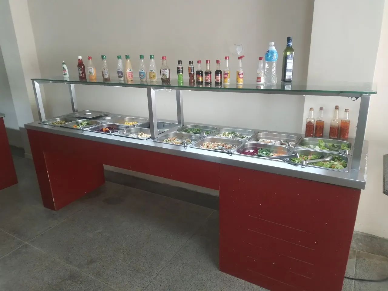 Vende-se um BIFÊ QUENTE E UM FRIO