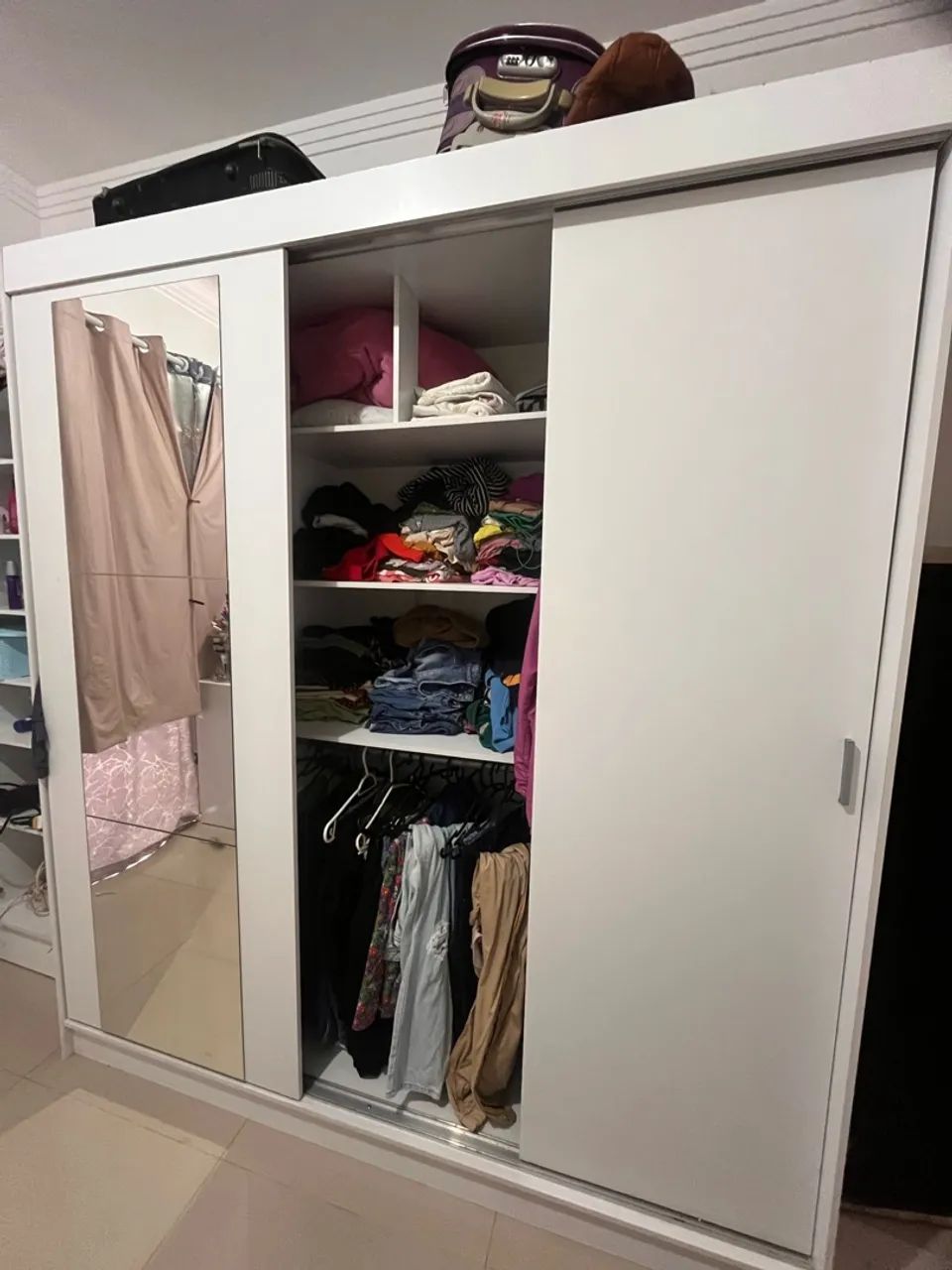 Vendo guarda roupa de correr com espelho  - Foto 2