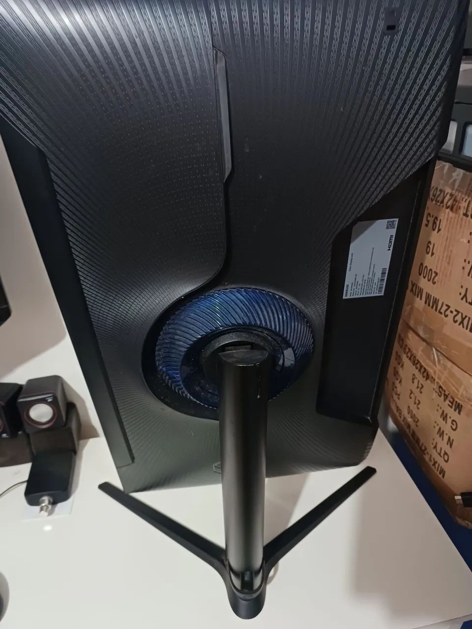 Monitor com defeito na tela mais funcionando - Foto 3