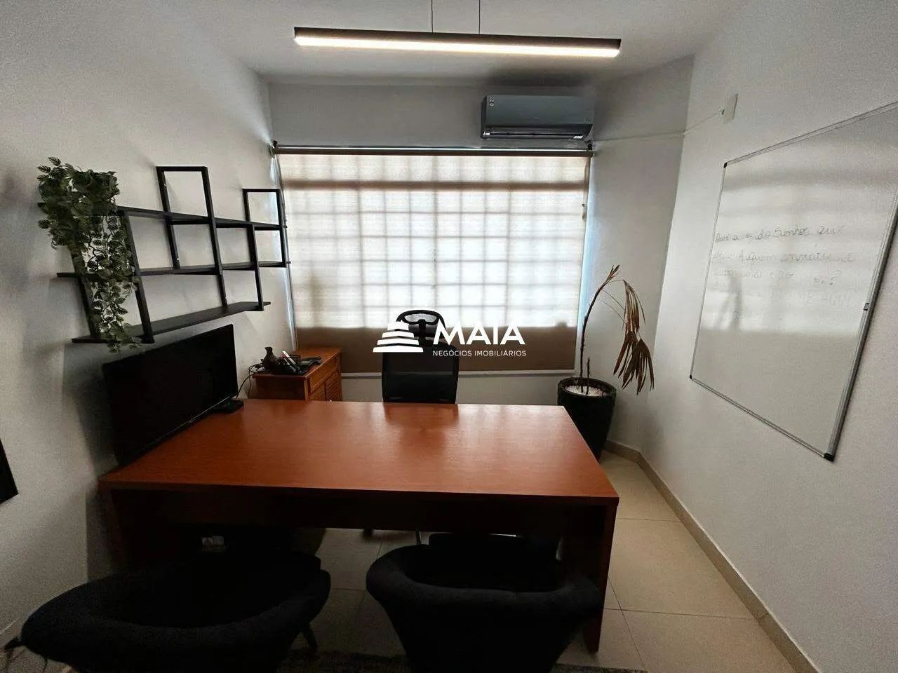 Sala mobiliada para alugar na Av Guilherme Ferreira - Foto 4