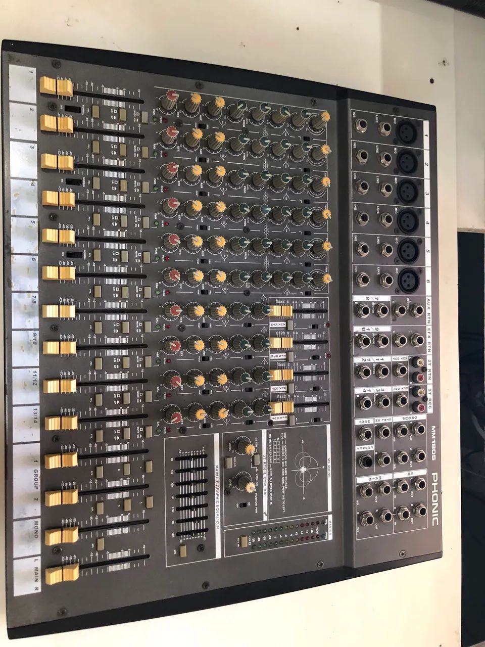 Mesa de som Phonic 14?canais  - Foto 2
