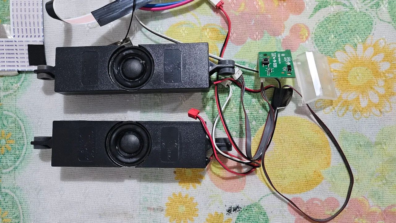 Placa t-com+ fonte + auto falante tv TCL 40S615 - Foto 4