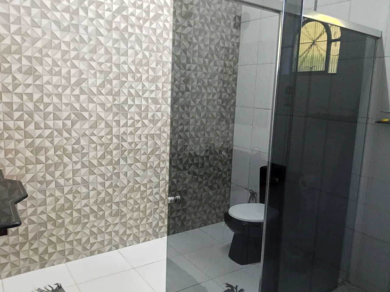 Sítio de 3.200m² em Juatuba - PORTEIRA FECHADA. Casa grande de 300m², a 2km do Centro.  - Foto 5