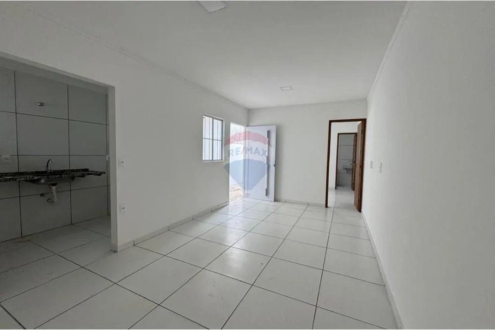 Casa com 2 quartos a venda em Pedras de Fogo.