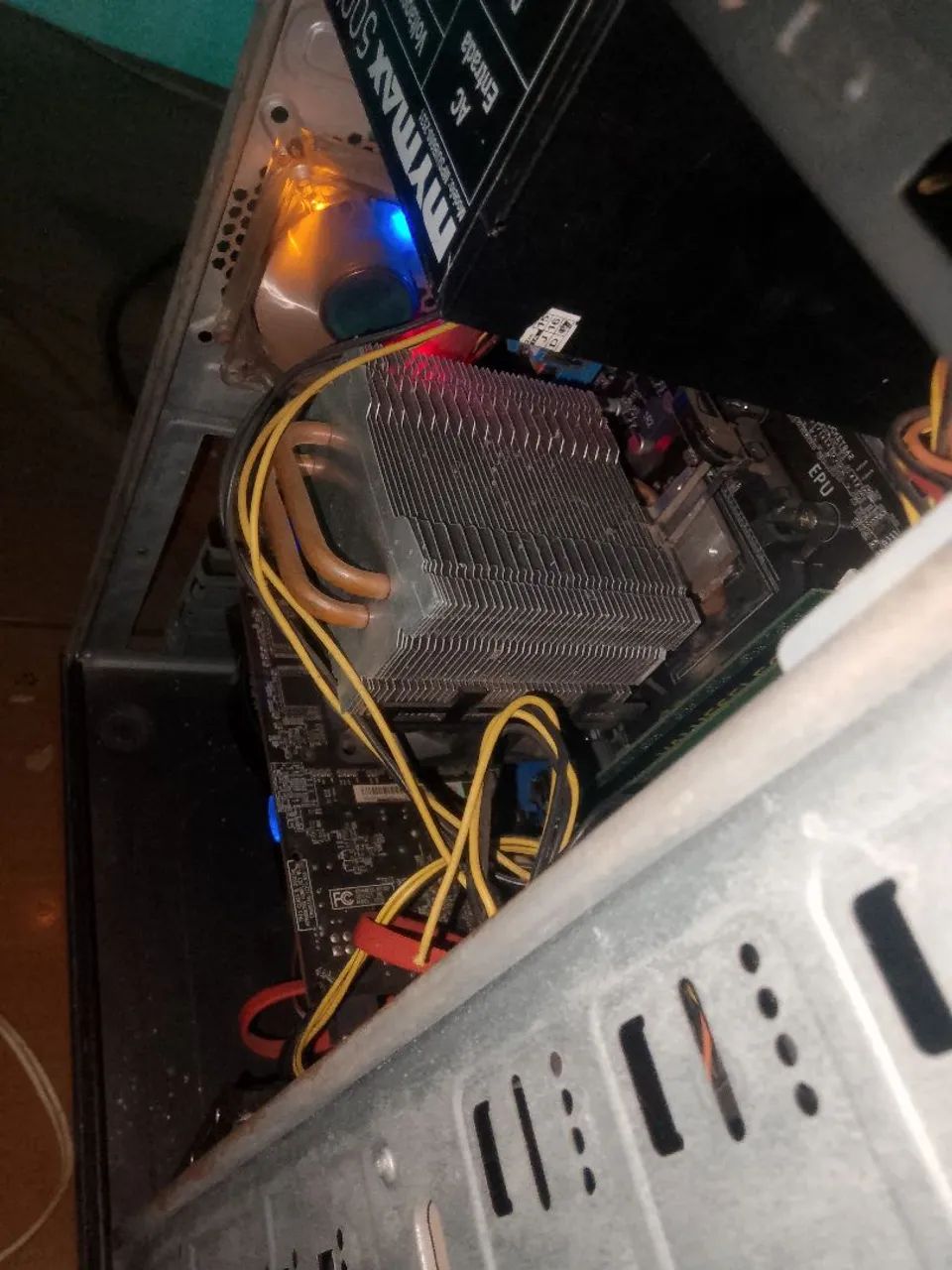 Vendo CPU PC - Foto 2