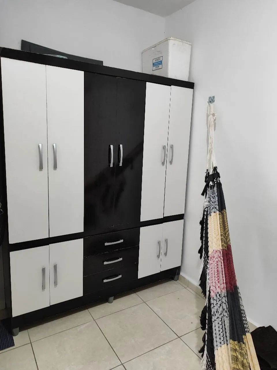 Guarda roupa solteirão 