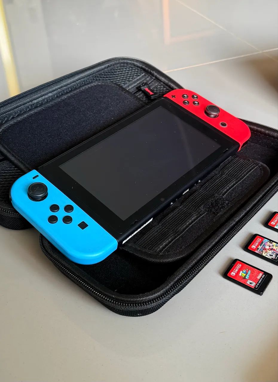Kit Nintendo Switch + acessórios + jogos - Foto 4