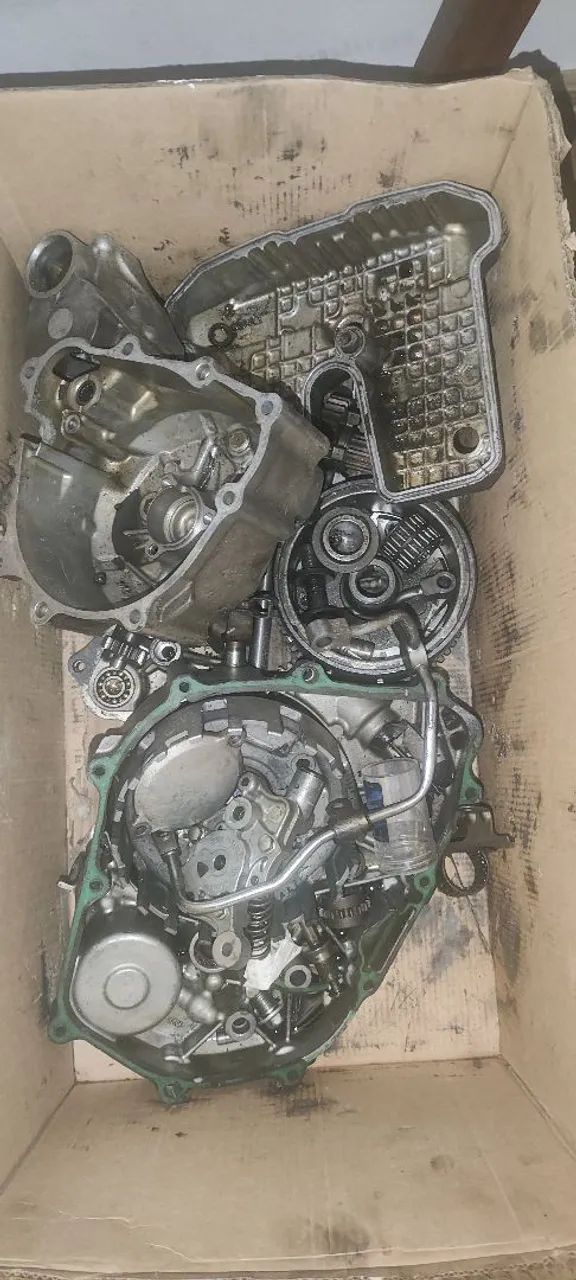 Câmbio Moto da cb300 + peças de motor - Foto 2