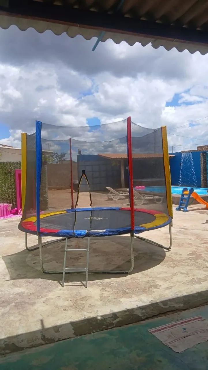 Aluguel de pula-pula e piscina de bolinhas 