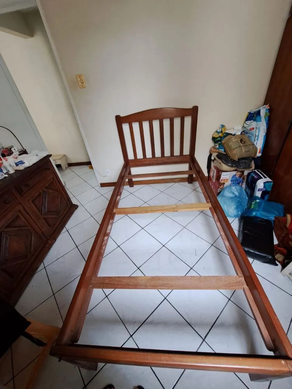 Cama solteiro de madeira  - Foto 2