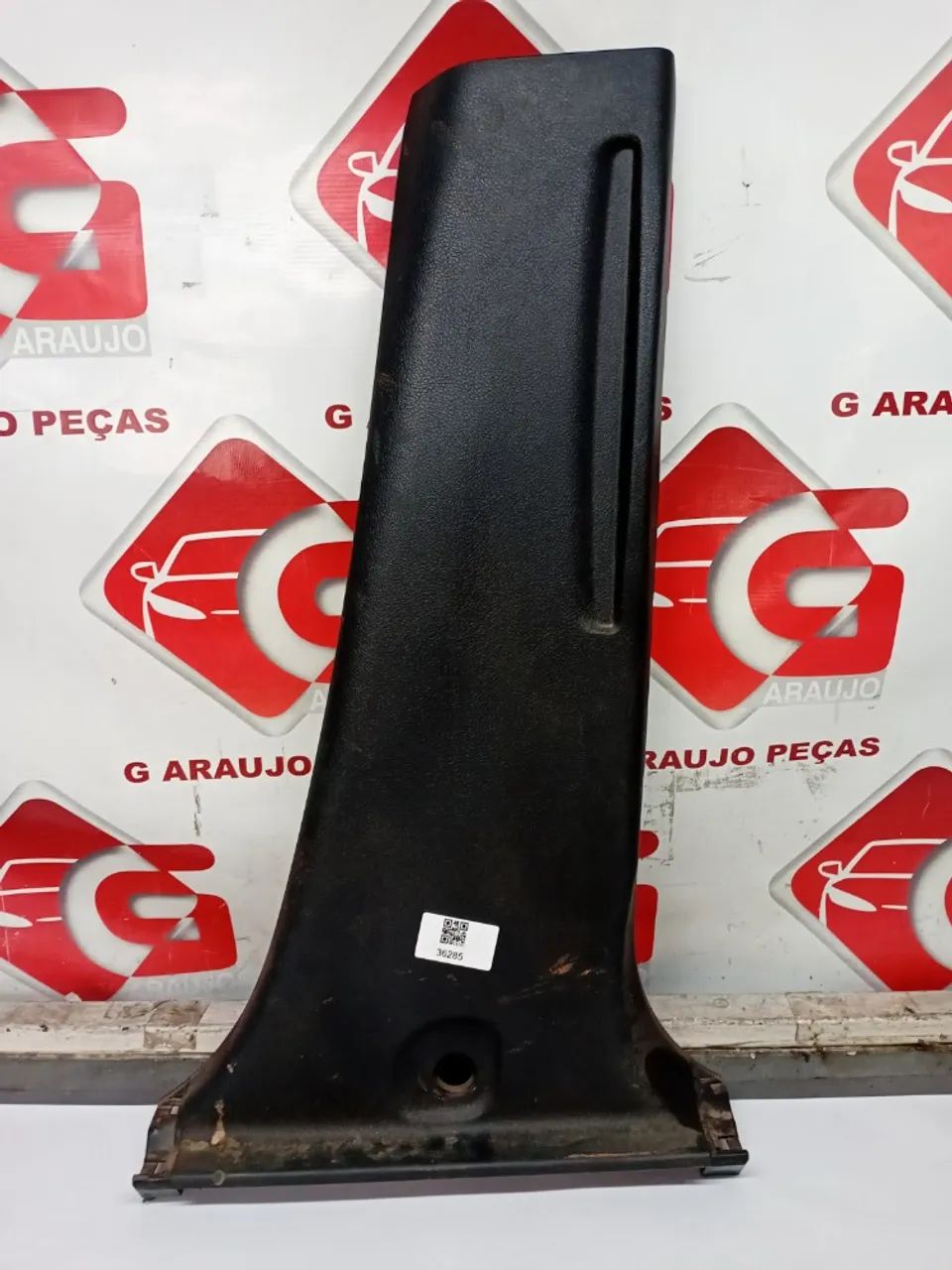 Acabamento Coluna Central Inferior Direita Toyota Hilux 2022