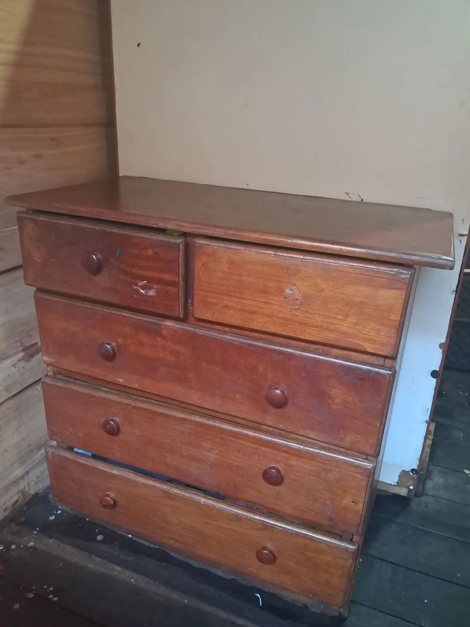 Vendo cômoda 