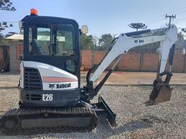 Mini Escavadeira Bobcat E26 - 2014 - Foto 4