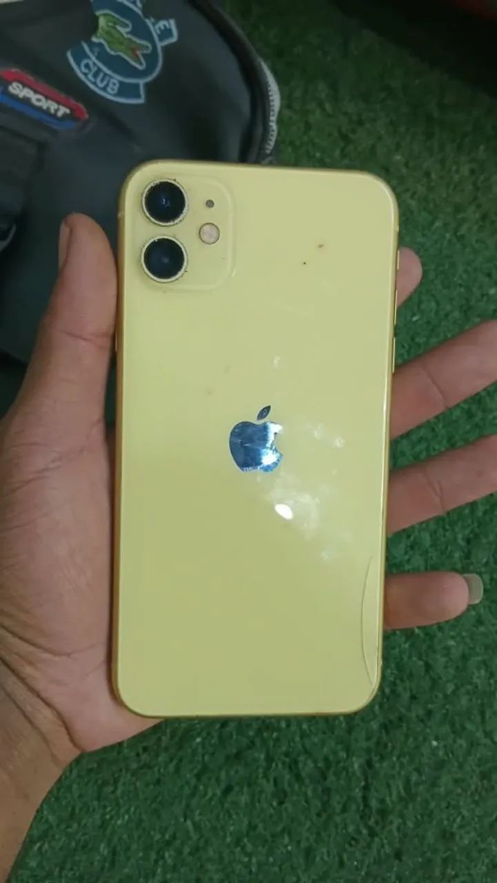 iPhone 11 