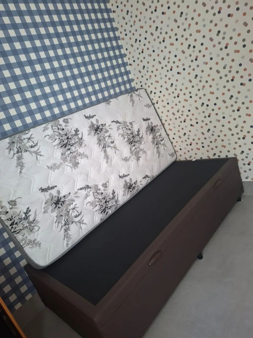 Cama box com colchão NOVA- sem uso - Foto 3