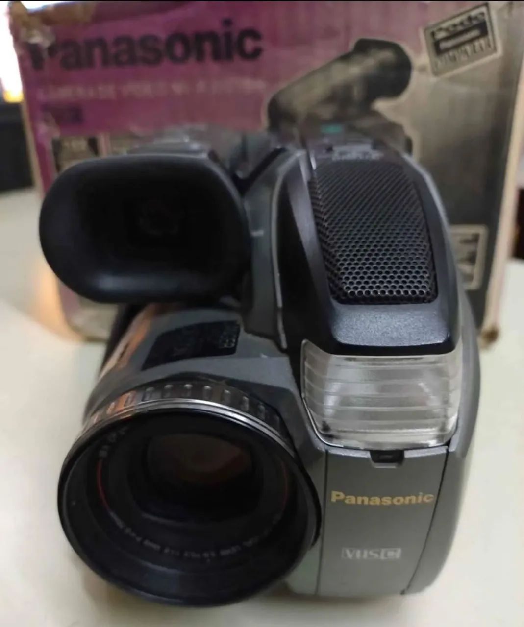 Câmera de vídeo Panasonic NV RJ305BR - Foto 2