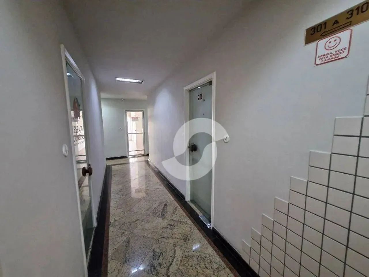 Ótima sala comercial com 32m² no Centro de Niteroi - Foto 2