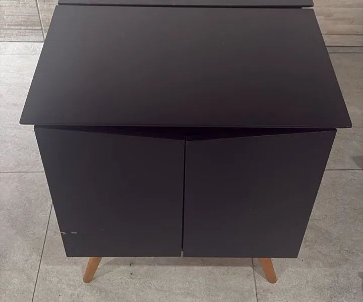 Vendo balcão com 2 portas