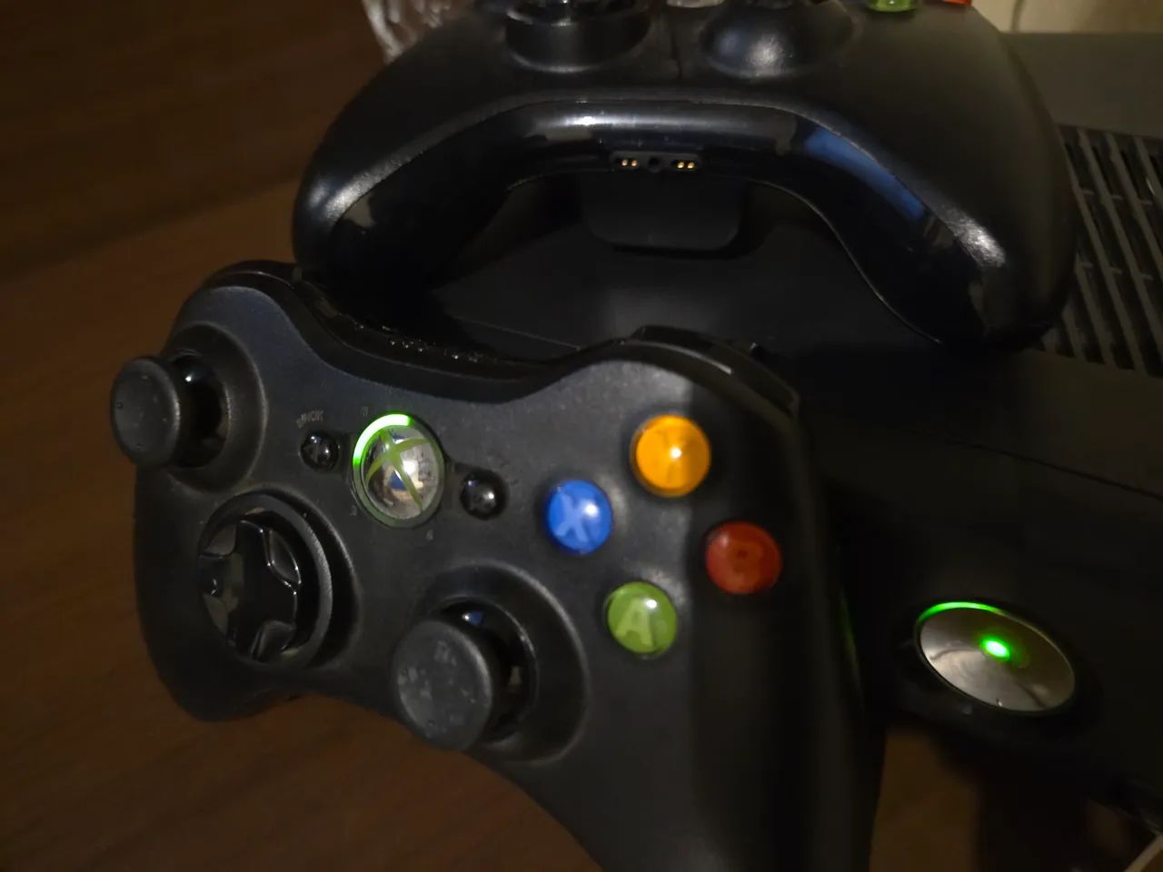 Xbox 360 - 500gb (Kinect 2 controles) - Foto 3
