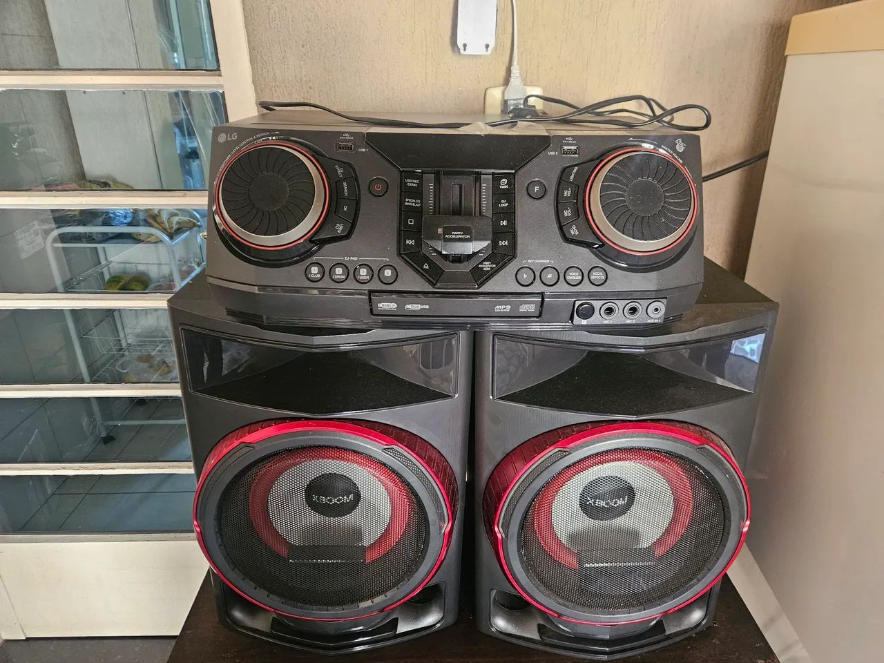 Vendo som LG