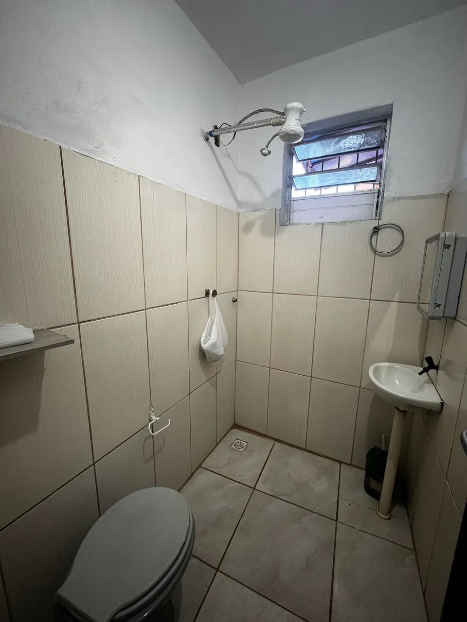 Aluga-se casa de 1 quarto - Próxima ao Centro de Florianópolis - Foto 3