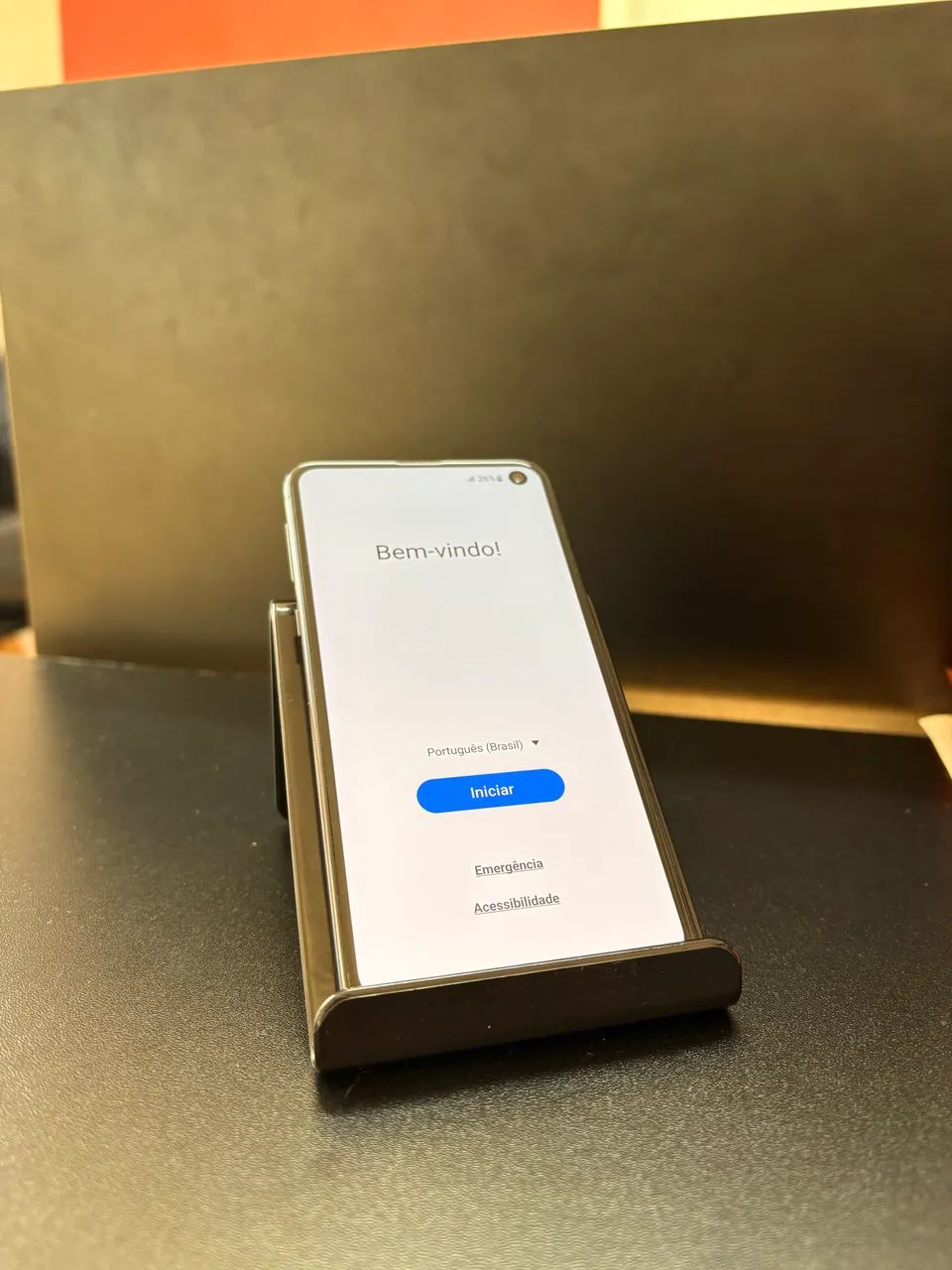 Galaxy S10e