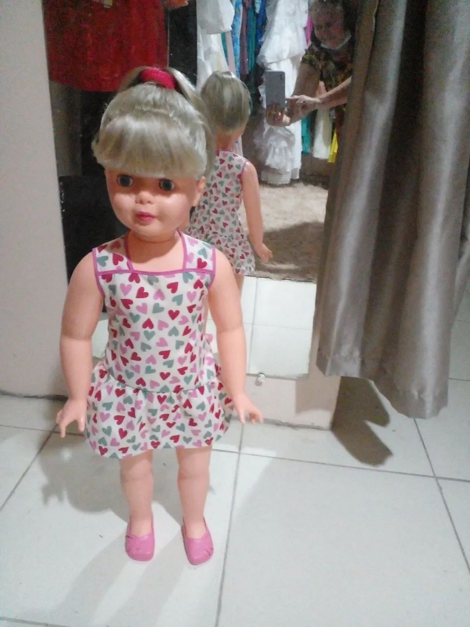 vendo uma boneca da estrela